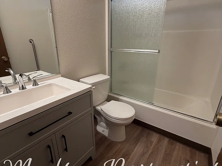 205 W Lassen Ave #12 — Photo 10