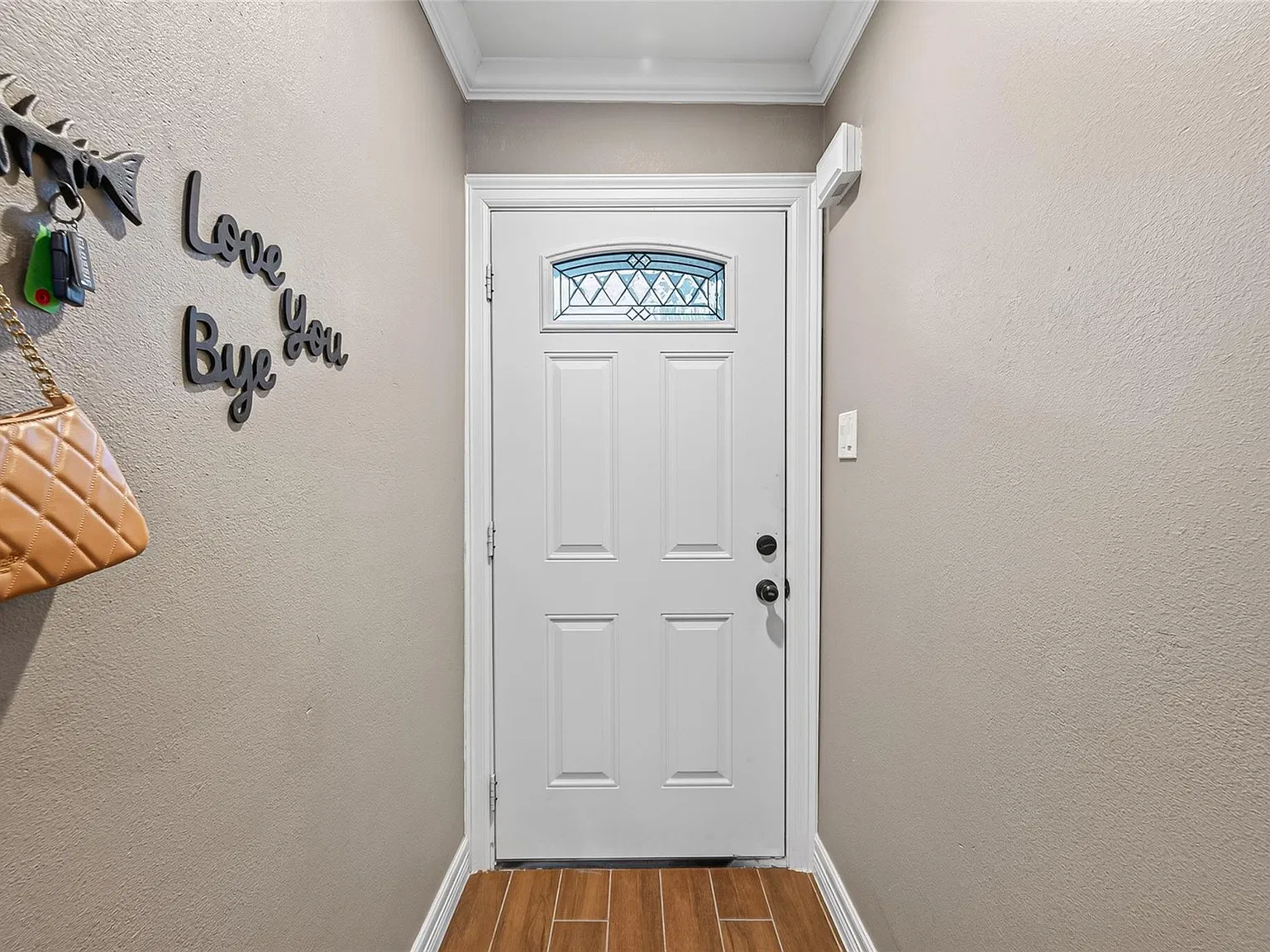 2 bed, 2.0 bath, 866 sqft, $1,300 — Photo 4