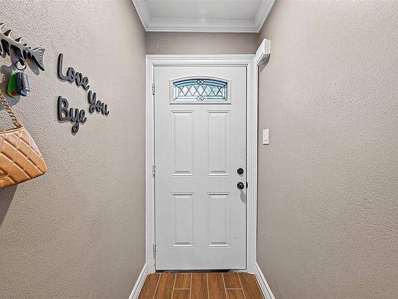 3rd image of 12900 Walden Rd APT 306C