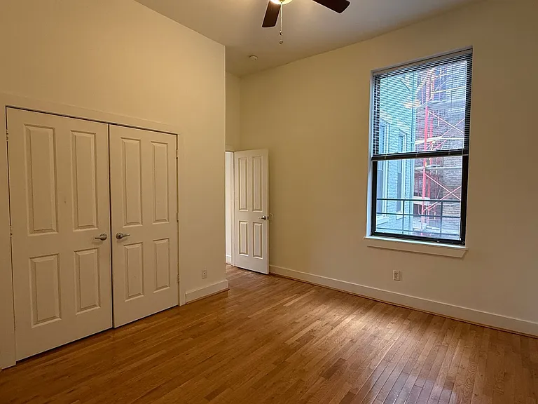 1414-16 Walnut St — Photo 14