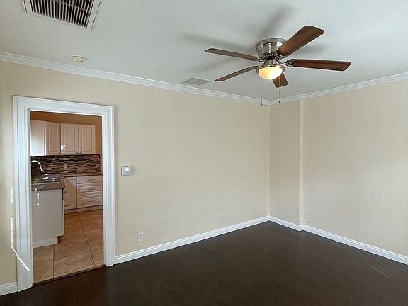 3rd image of 658 Junipero Ave