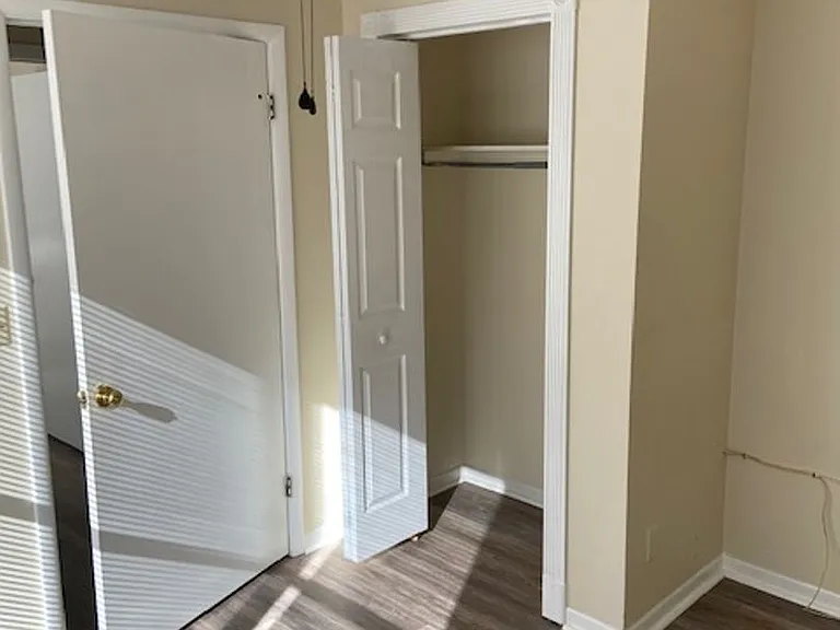 111 S Newport Ave #18 — Photo 6