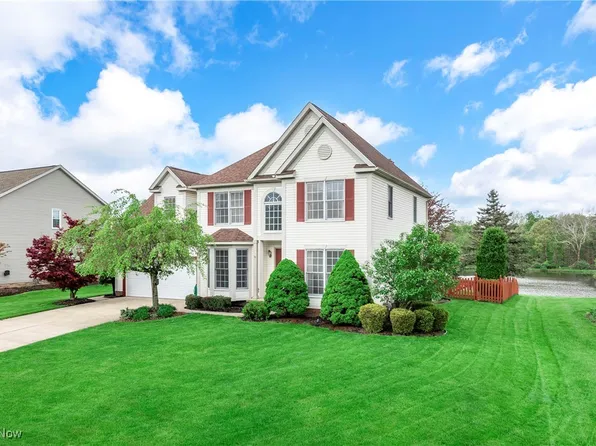 1713 Chestnut Trail Dr, Twinsburg, OH 44087