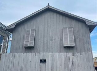 1123 7th St, New Orleans, LA 70115