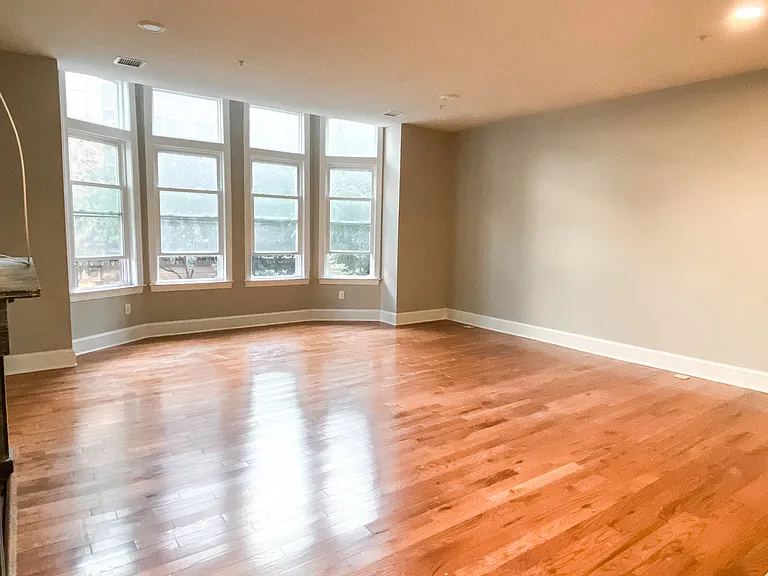 1117 Walnut St #3F — Photo 7