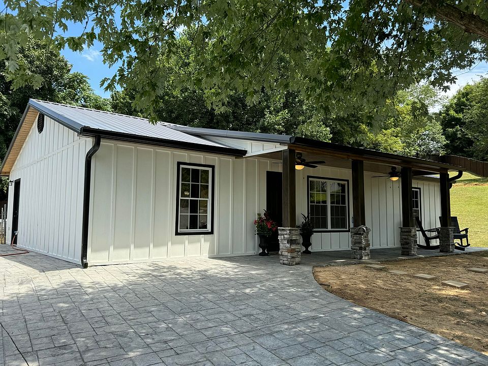1st image of 387 Hayter Dr