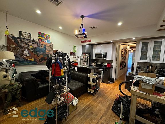 3rd image of 1128 Greene Ave Ste 1