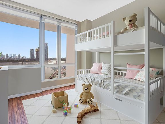 4th image of 5-49 Borden Ave #7M