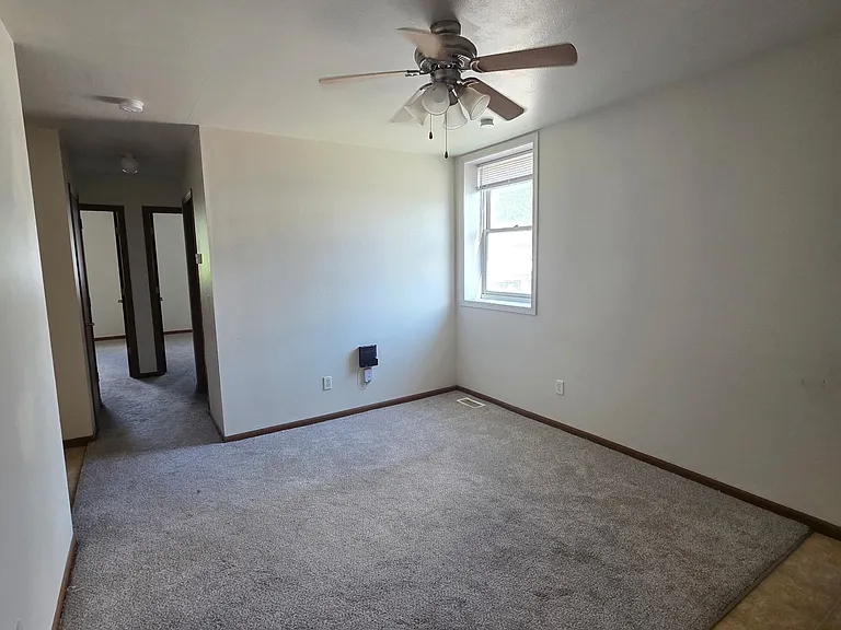 230 S Dubuque St #1 — Photo 9