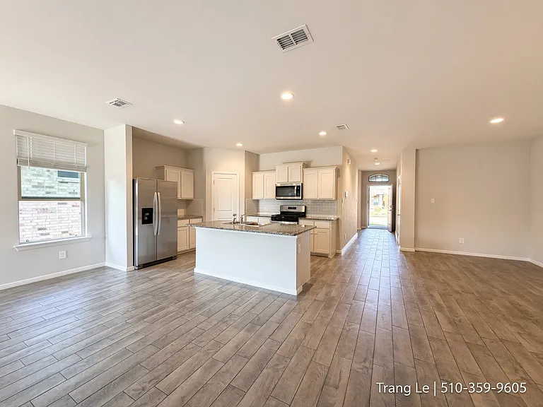 8636 Centerboard Ln — Photo 9