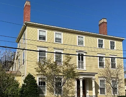 240 Middle St #6 — Photo 1