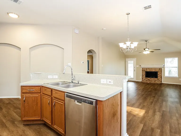 236 Starlight Dr — Photo 7
