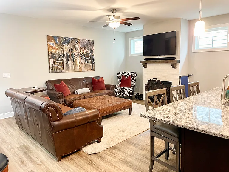 9634 Mulberry Gap Way — Photo 32