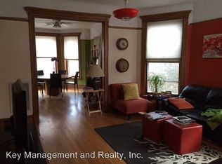 1145 W Drummond Pl, Chicago, IL 60614