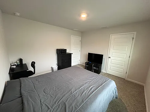 8686 Pathstone Blvd Photo 1