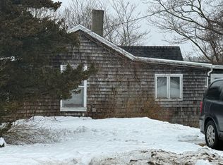 11 10th St, Onset, MA 02558