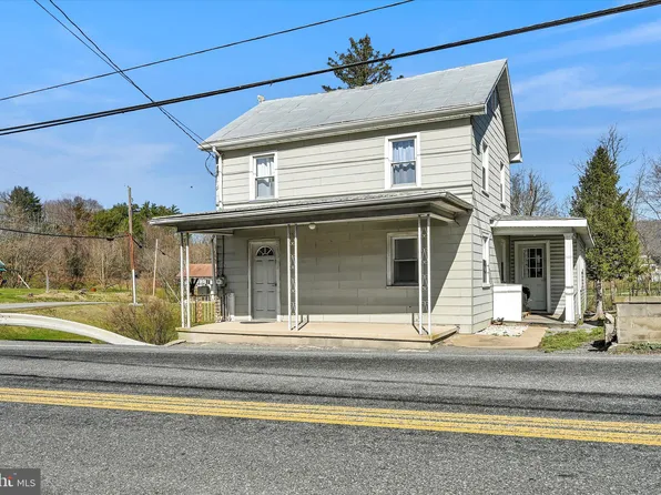 2652 W Main St, Spring Glen, PA 17978