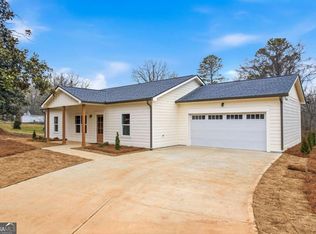 53 Clinic Rd, Tate, GA 30177