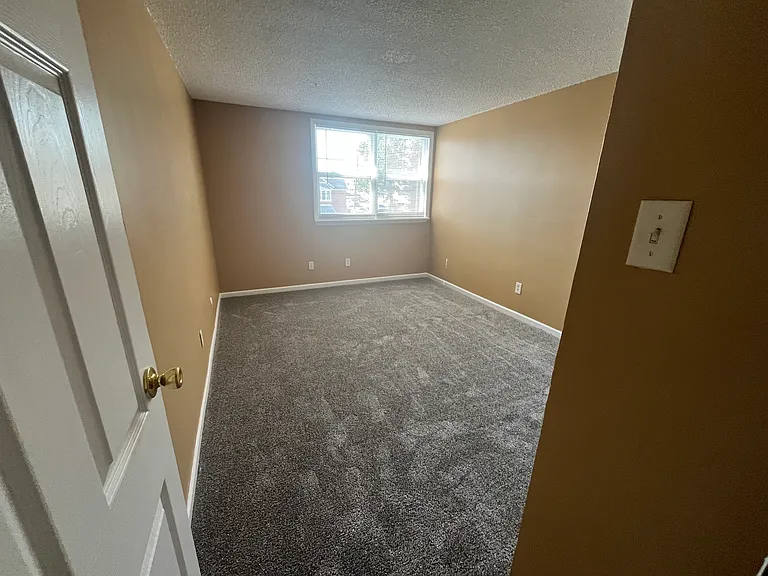 10213 E Keswick Rd #2 — Photo 14