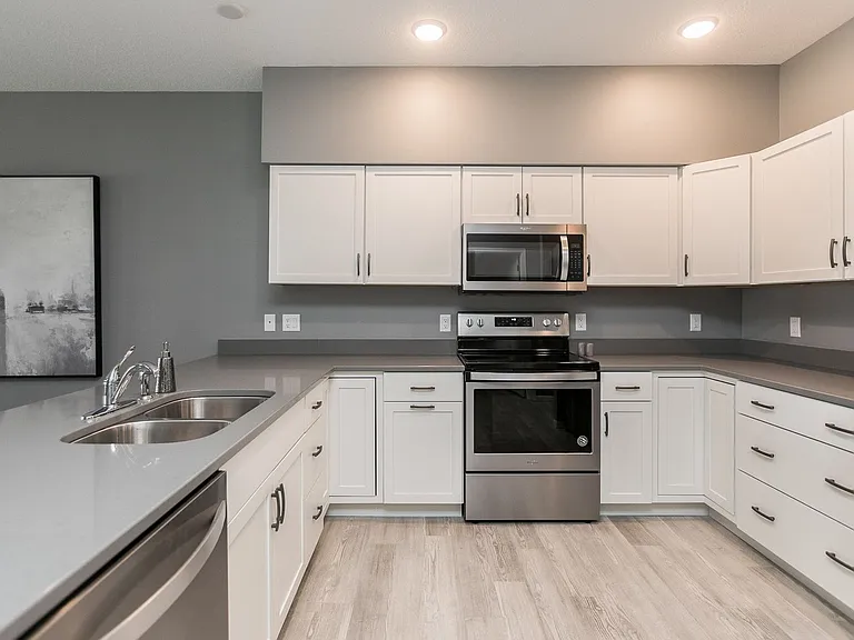 409 2nd Ave SW — Photo 12