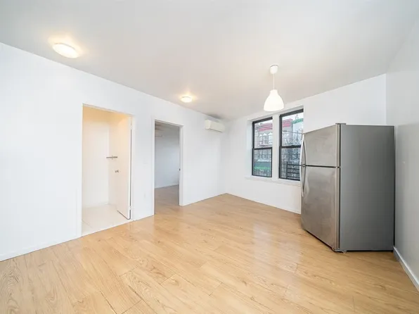 4701 Park Avenue image 15 of 15