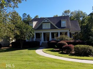 135 Highgrove Dr, Fayetteville, GA 30215
