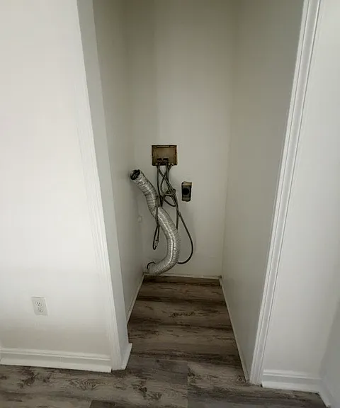37 Malwood Ave — Photo 6