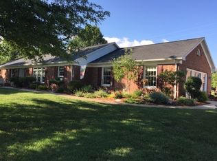 407 McKenney Rd, Vincennes, IN 47591