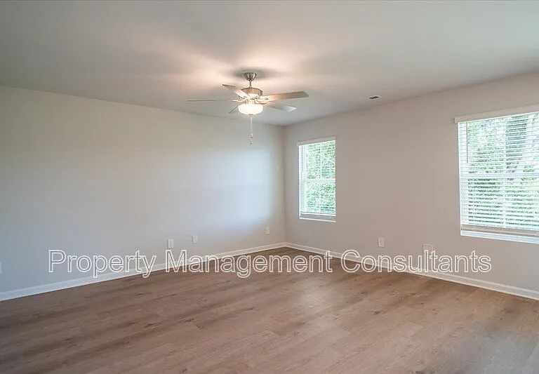 4151 Hudson Ct — Photo 7
