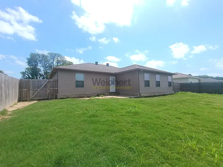 99 Formon Dr — Photo 18