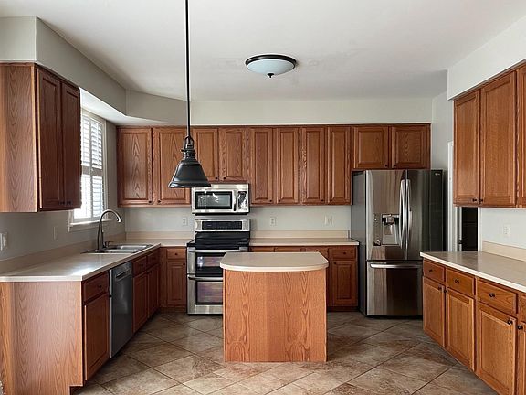 5th image of 1010 Bran Dr