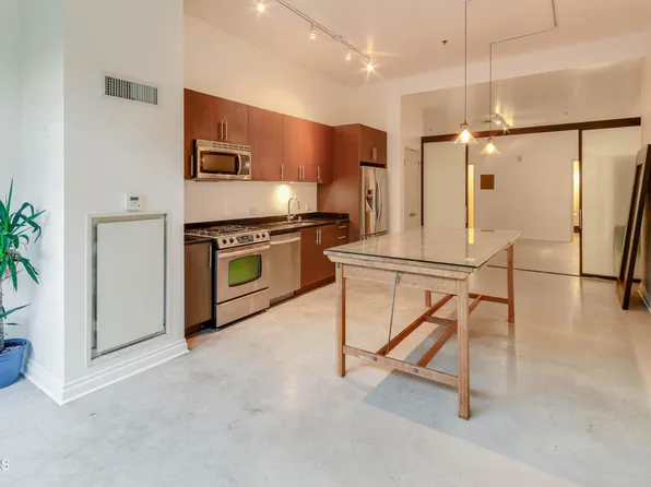 849 S Broadway #101, Los Angeles, CA 90014