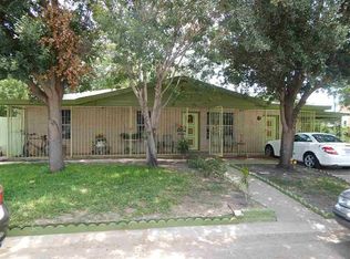 101 Toledo Dr, Laredo, TX 78043