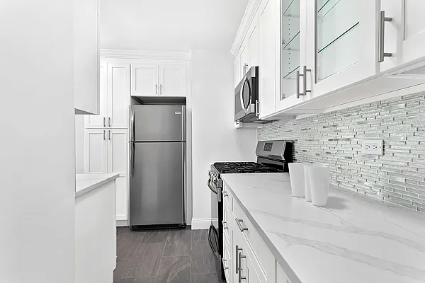 Sold by Compass | media 10