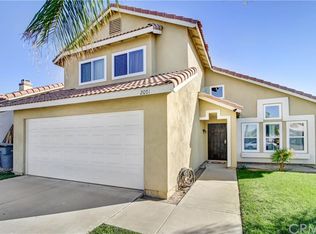 2071 Sundown Dr, Perris, CA 92571