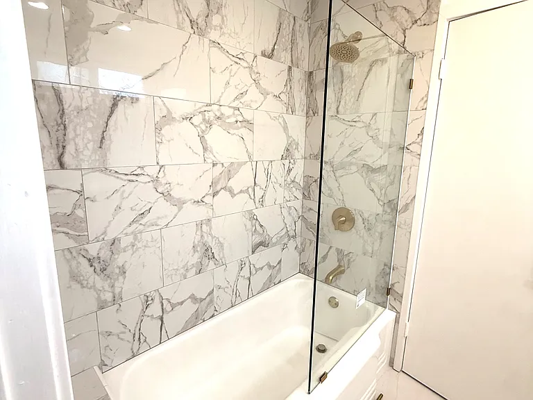 4862 Lindley Ave — Photo 6