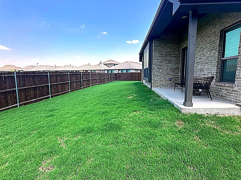 4625 Mill Falls Dr — Photo 12
