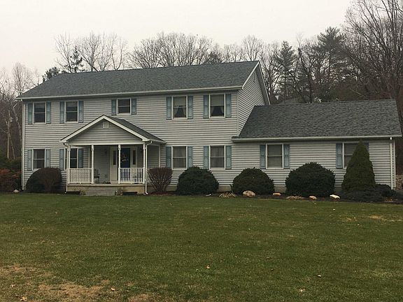 2nd image of 102 Mountain Lake Dr