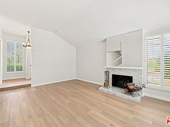 4th image of 21801 Burbank Blvd Unit 83