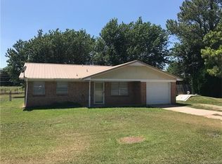 4011 Debi St, Ada, OK 74820