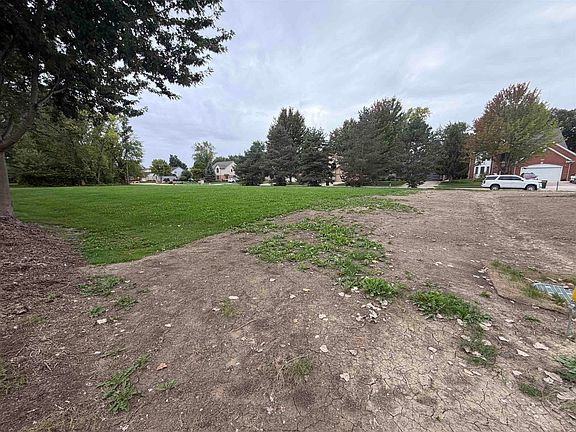4th image of 37300 Hanson Dr