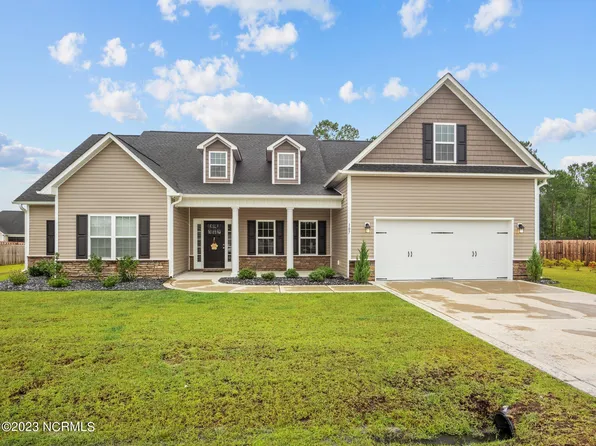 107 Colonial Post Rd, Jacksonville, NC 28546