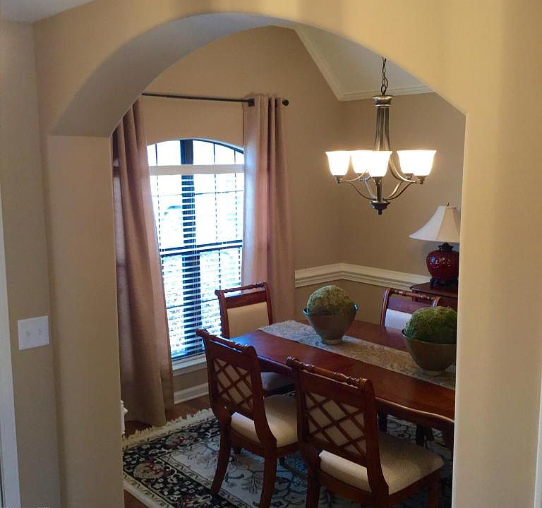 1st image of 4159 Clermont Dr