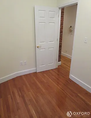 Rented by Oxford Property Group | media 62