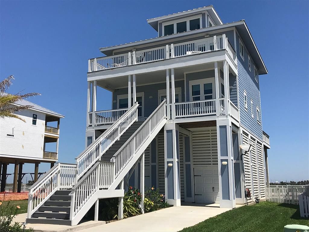 62 Grand Beach Blvd Galveston Tx 77550 Zillow