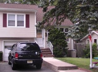27 Sioux Ave, Lake Hiawatha, NJ 07034