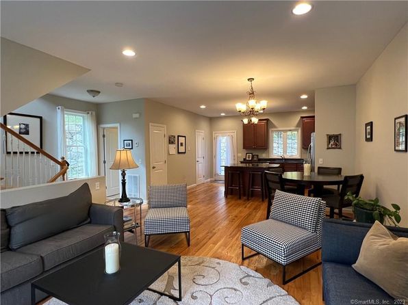 21 Old Oak Dr UNIT 21, Brookfield, CT 06804