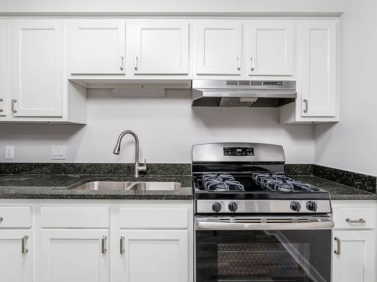 Olentangy Terrace — Photo 17