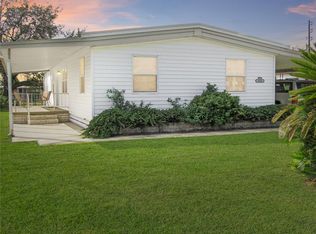 36512 Kay Ave, Zephyrhills, FL 33542