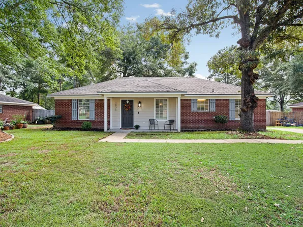 1271 Comstock Ct, Mobile, AL 36695